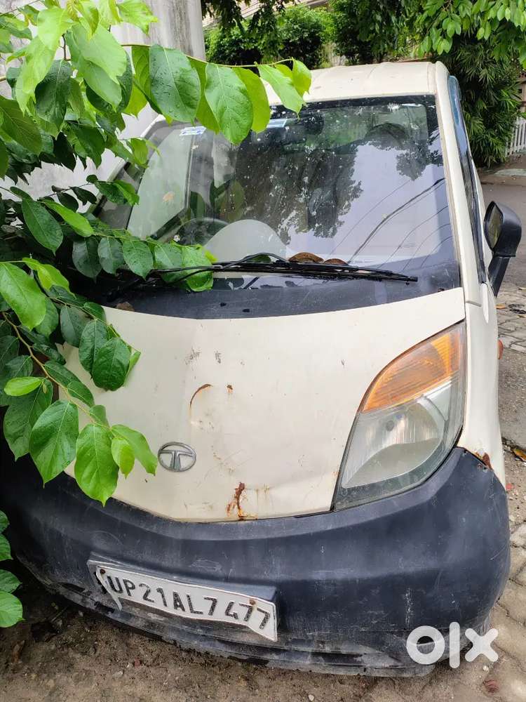Tata Nano Xe 2011 Car