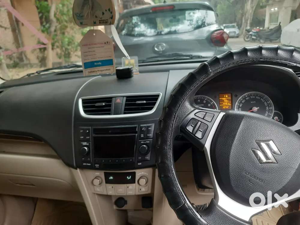 14,090 Km Dzire Zxi 2013 Best Outstation Car