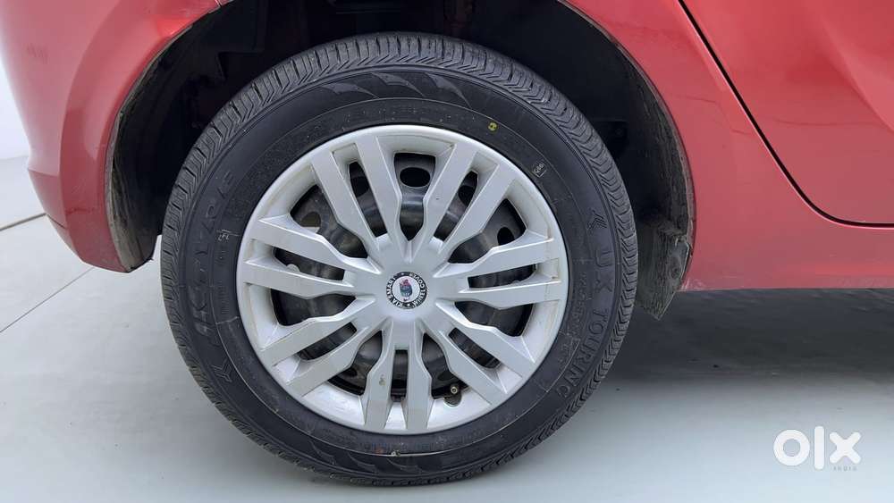 Tata Tiago 1.2 Revotron Xt, 2016, Petrol