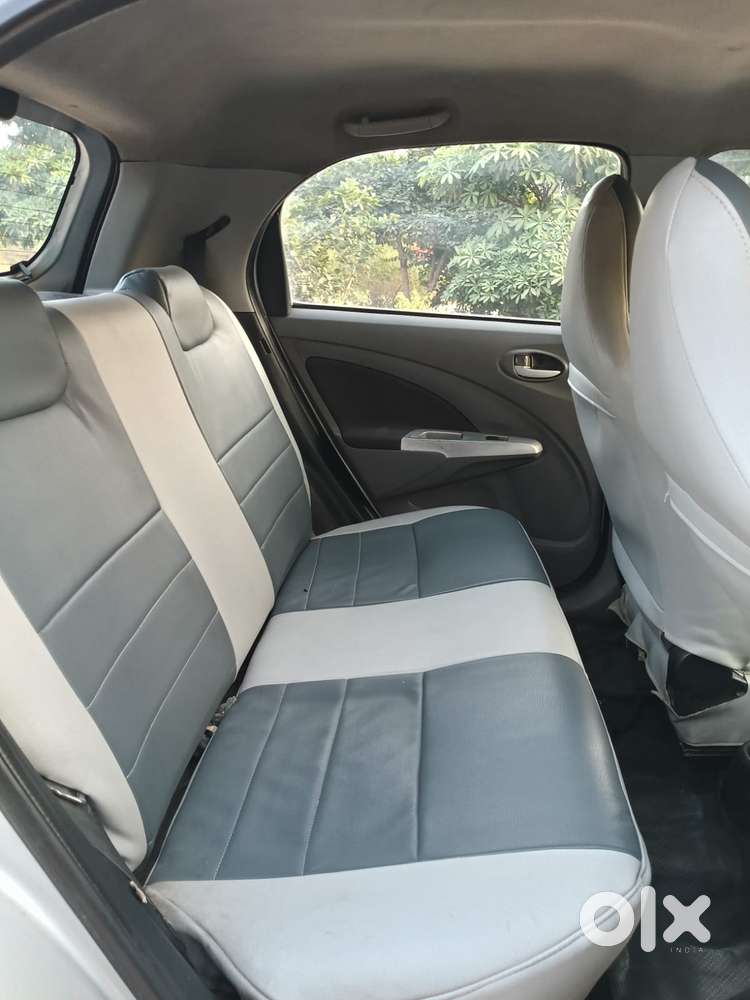 Toyota Etios Liva 2011-2012 Vx, 2011