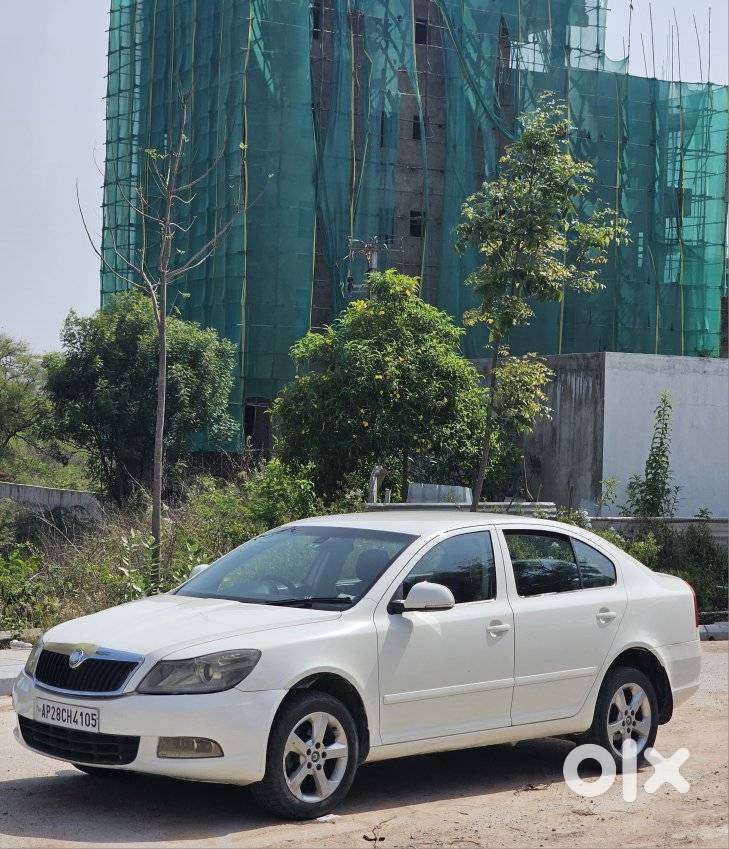 Skoda Laura 2.0 Elegance Tdi Cr, 2012, Diesel