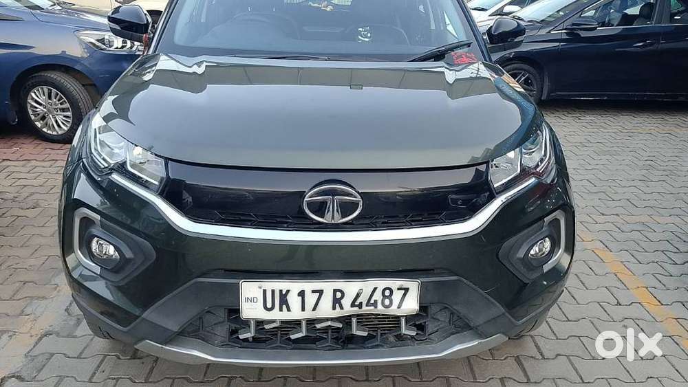 Tata Nexon, 2022, Petrol