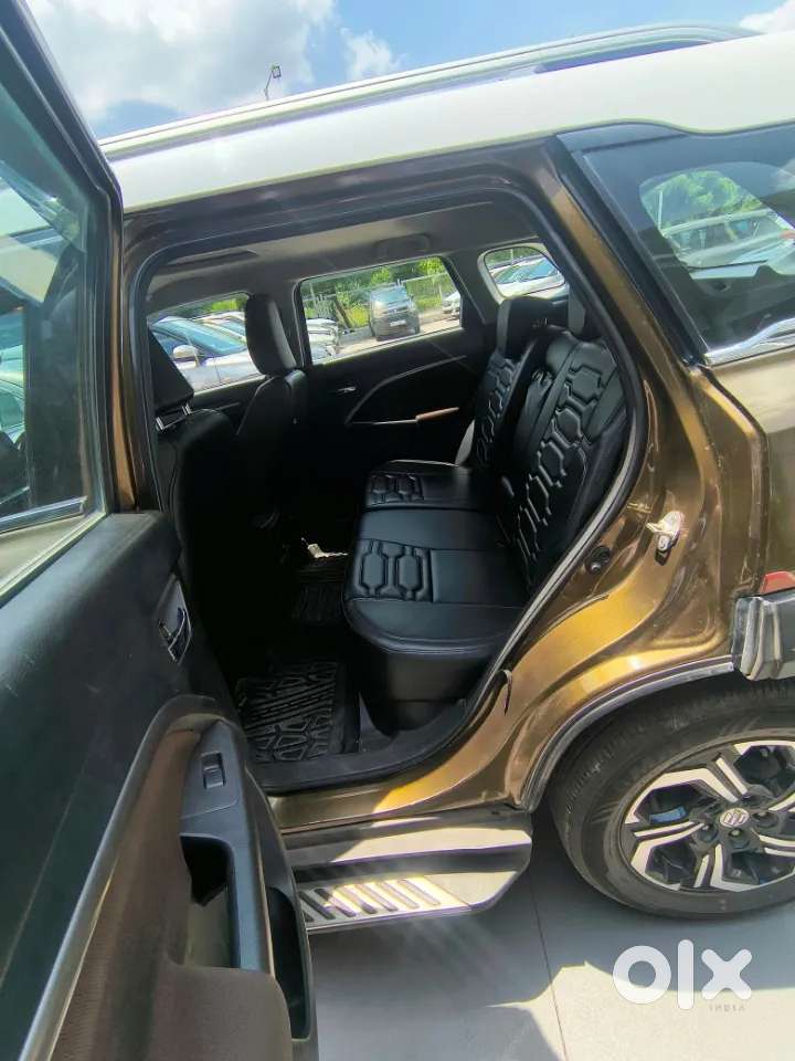 Maruti Suzuki Vitara Brezza 1.5 Zxi Plus, 2022, Petrol