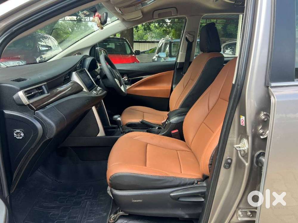 Toyota Innova Crysta 2.8 Zx At 7 Seater, 2019, Diesel