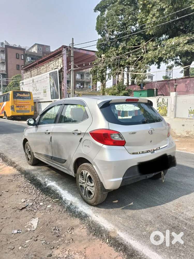 Tata Tiago Petrol 1.2 Revotron 2019