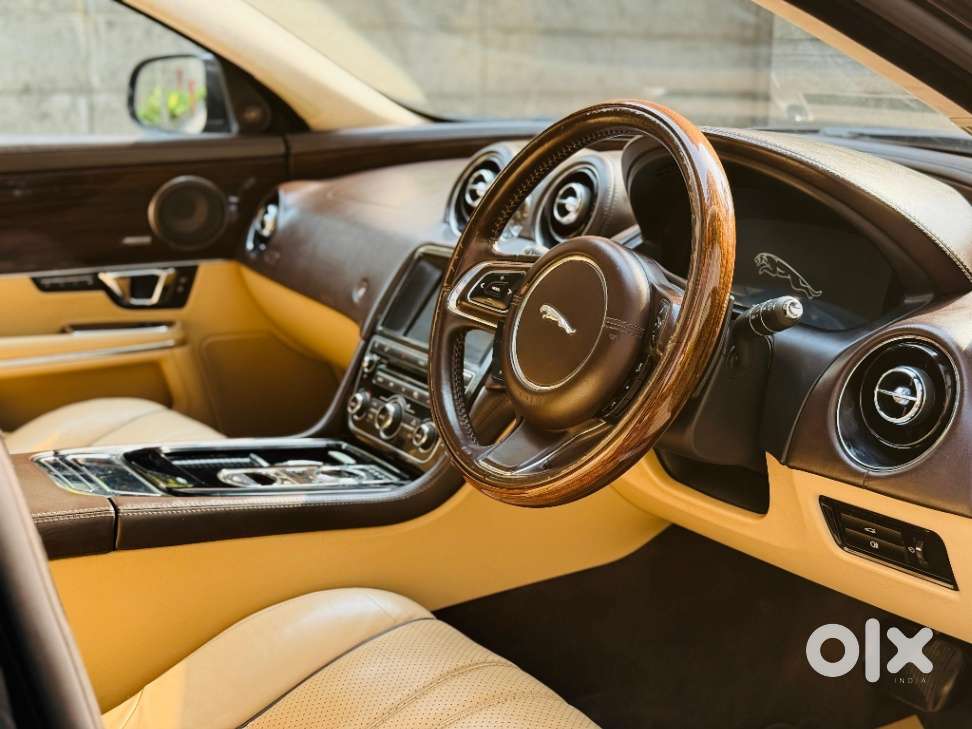 Jaguar Xj 2.0l Portfolio, 2014, Petrol