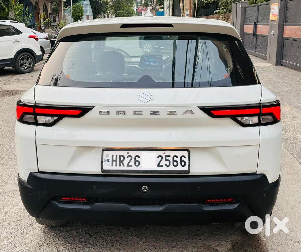 Maruti Suzuki Brezza 1.5 Vxi Cng, 2024, Cng & Hybrids