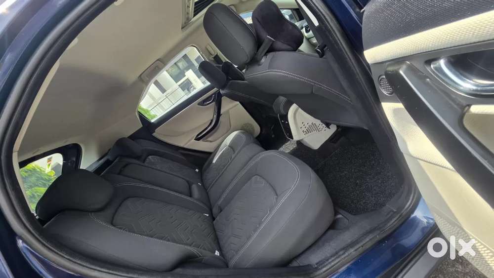 Tata Nexon 1.2 Revotron Xza Plus Premium, 2023, Petrol
