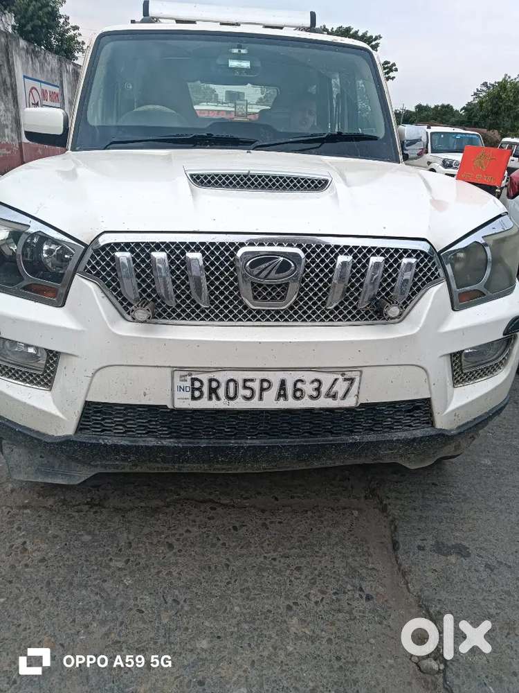 Mahindra Scorpio S6 Plus 2017