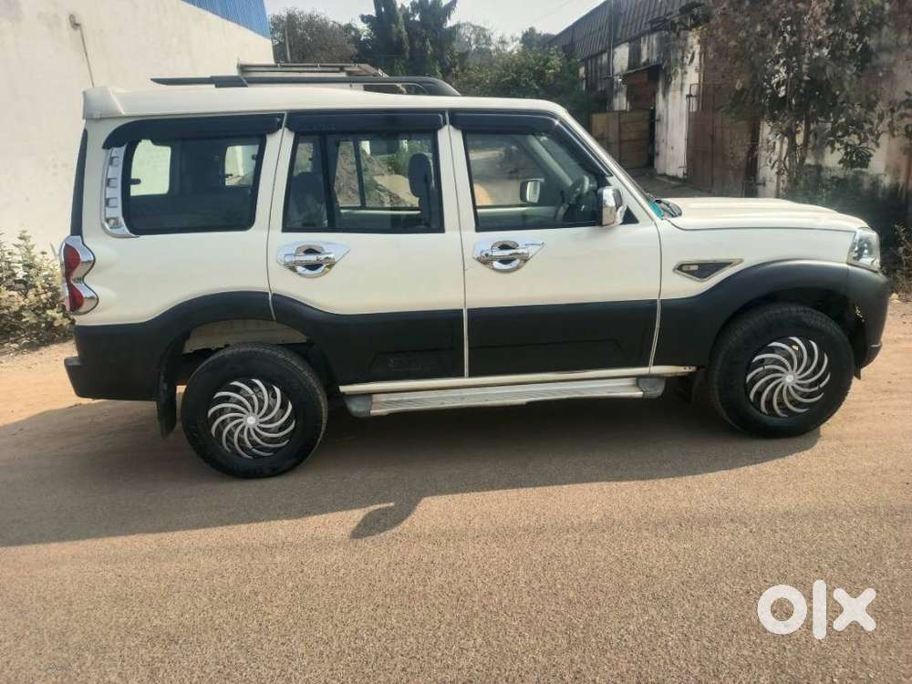 Mahindra Scorpio S3, 2018, Diesel