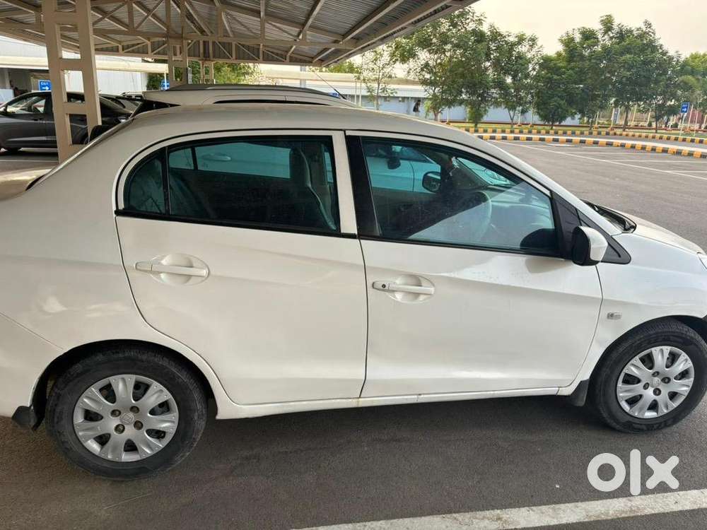 Honda Amaze 2015