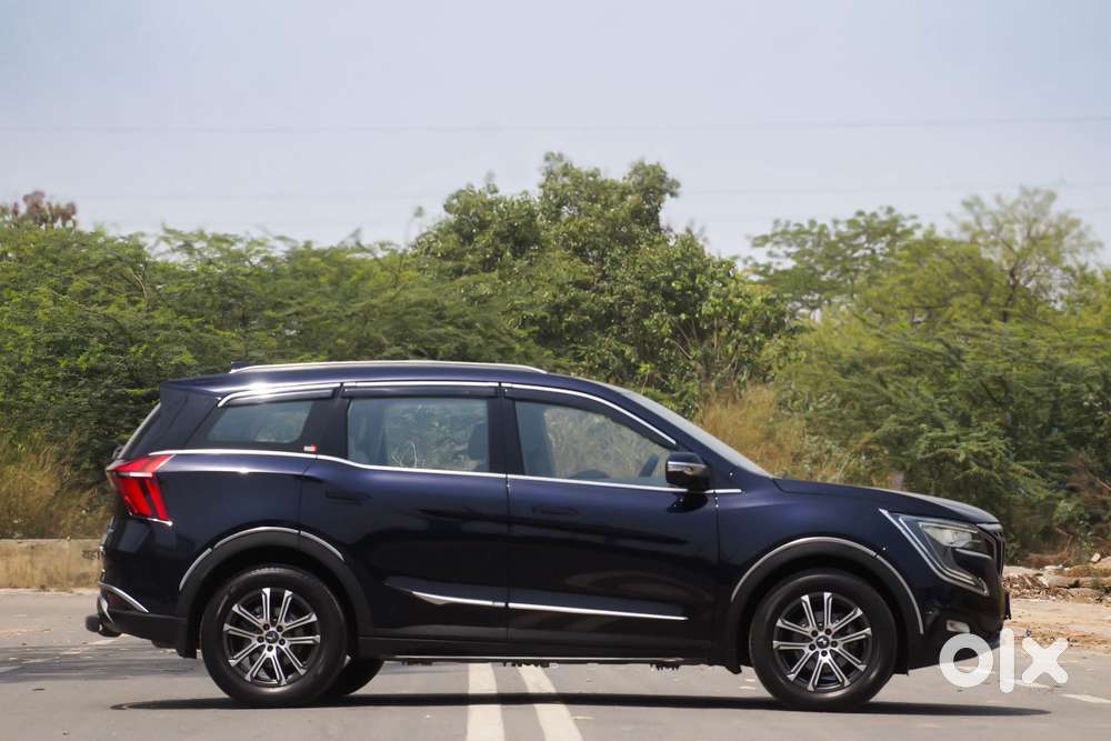 Mahindra Xuv700 Ax7l 6 Str At, 2023, Petrol
