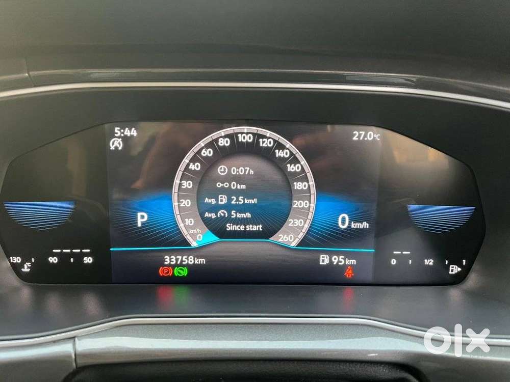 Volkswagen Taigun 1.0 Tsi Topline At, 2023, Petrol