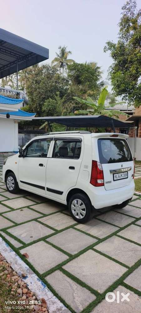 Maruti Suzuki Wagon R Lxi Cng Optional, 2016, Petrol