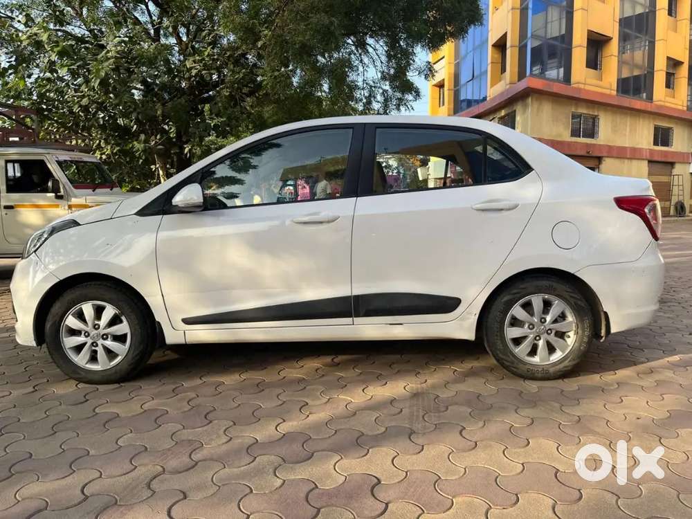 Hyundai Xcent 2015 Diesel Well Maintained