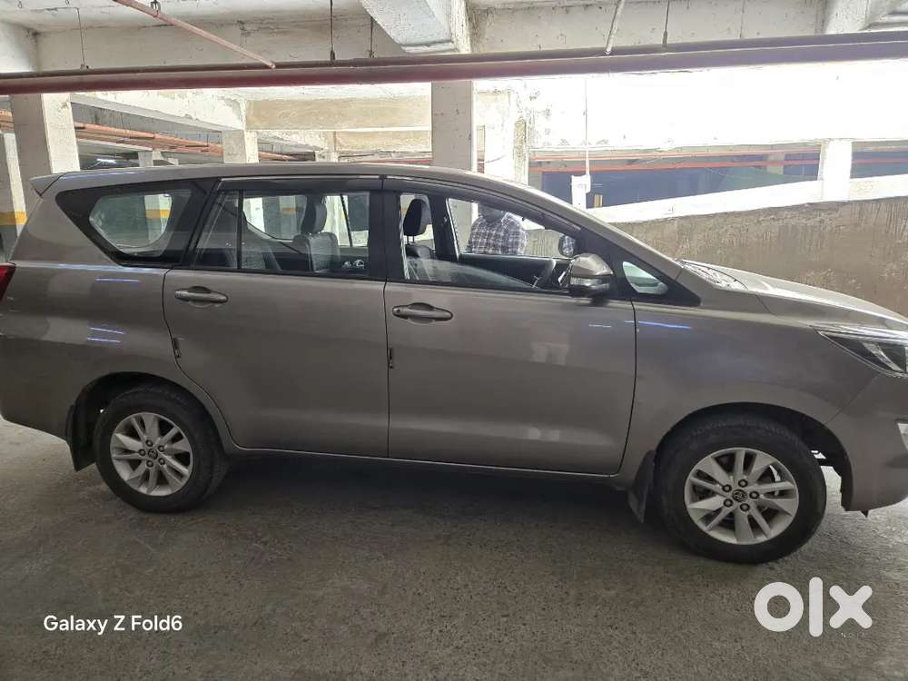 Toyota Innova Crysta 2016 Petrol Well Maintained