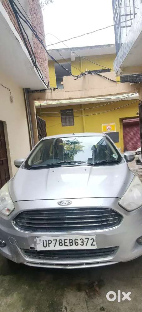 Ford Aspire Titanium Blu 2015