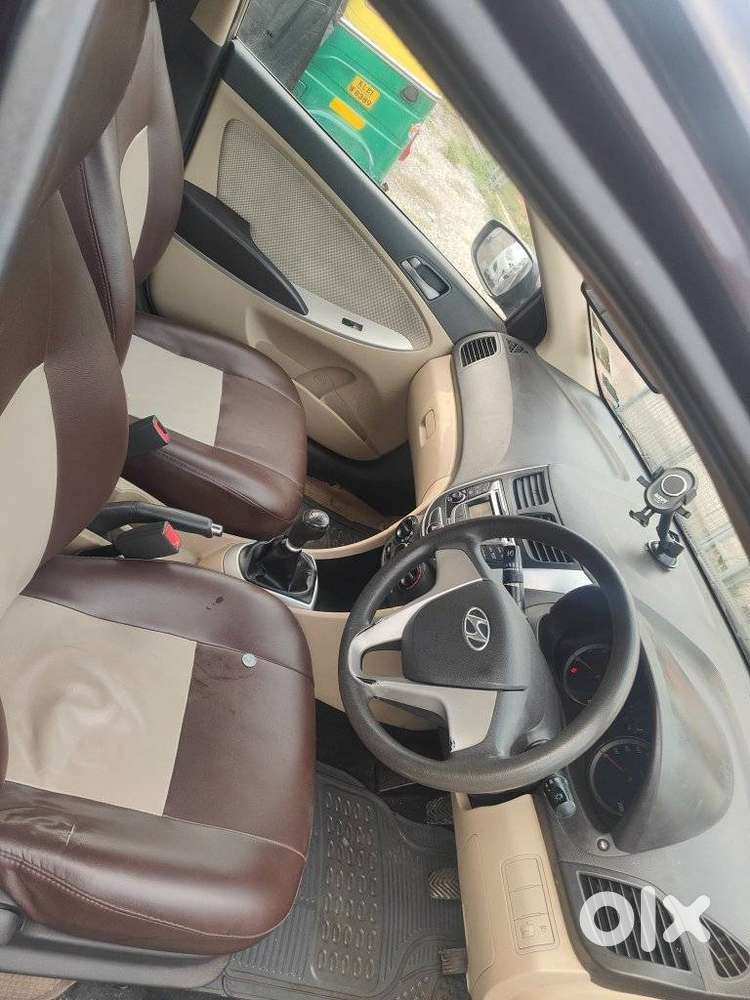 Hyundai Verna [ ] Fluidic 1.4 Vtvt Gl, 2012, Petrol