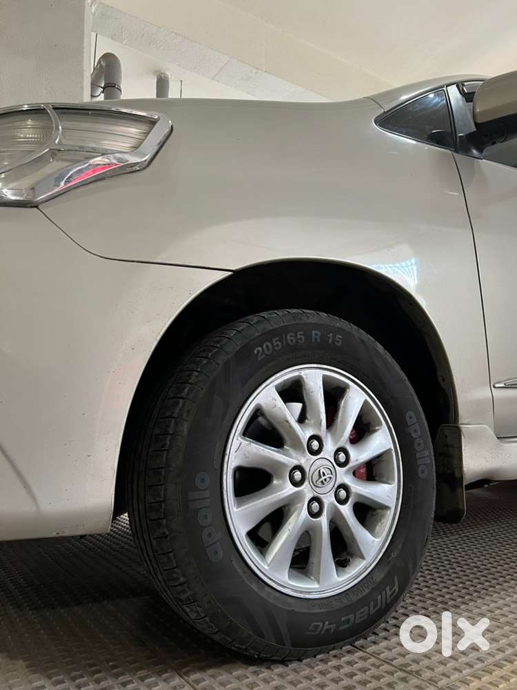 Toyota Innova Diesel 2014