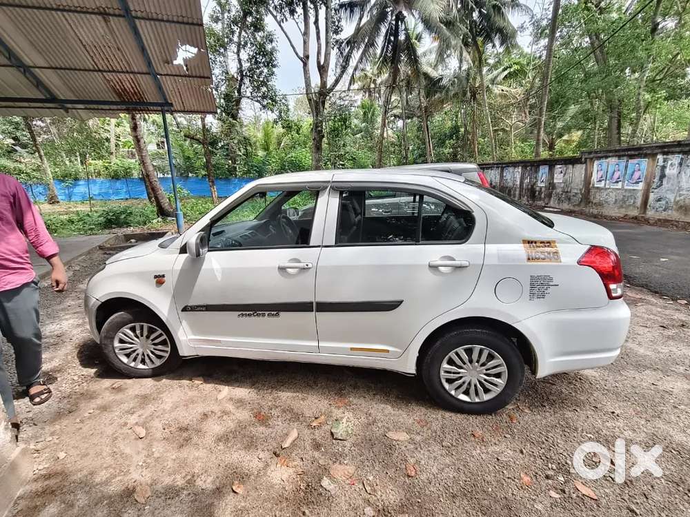 Maruti Suzuki Dzire 2015 Diesel 298200 Km Driven