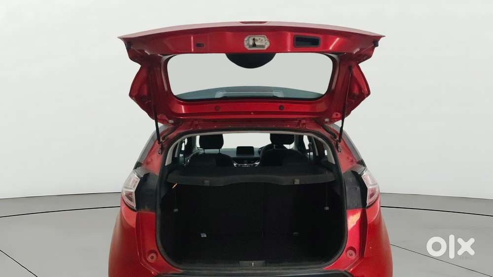 Tata Nexon 1.2 Revotron Xza Plus Dualtone, 2019, Petrol