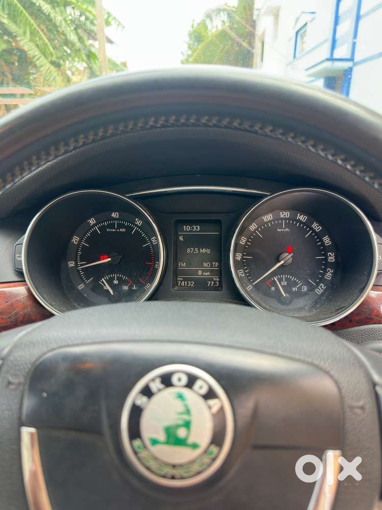 Skoda Superb Petrol Manual 2013