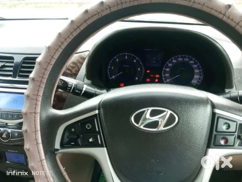 Hyundai Verna 2011 Diesel 150000 Km Driven
