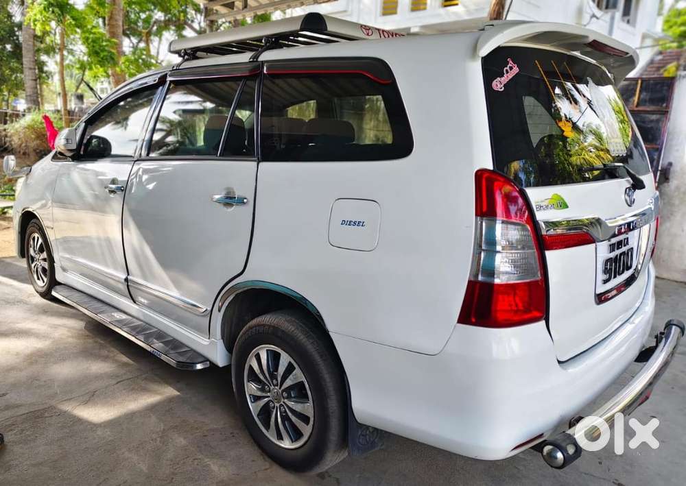 Toyota Innova 2.5 V 7 Str, 2015