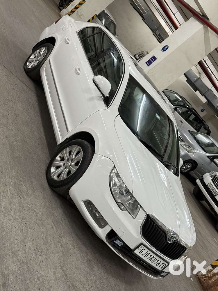 Skoda Superb Sportline 2.0 Tdi At, 2011, Diesel