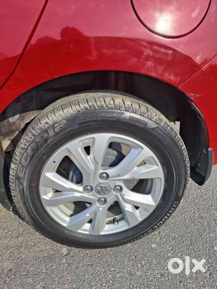 Maruti Suzuki Swift Amt Vvt Zxi, 2025, Petrol