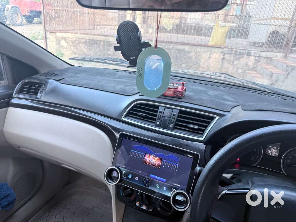 Maruti Suzuki Ciaz 2016 Diesel 85000 Km Driven