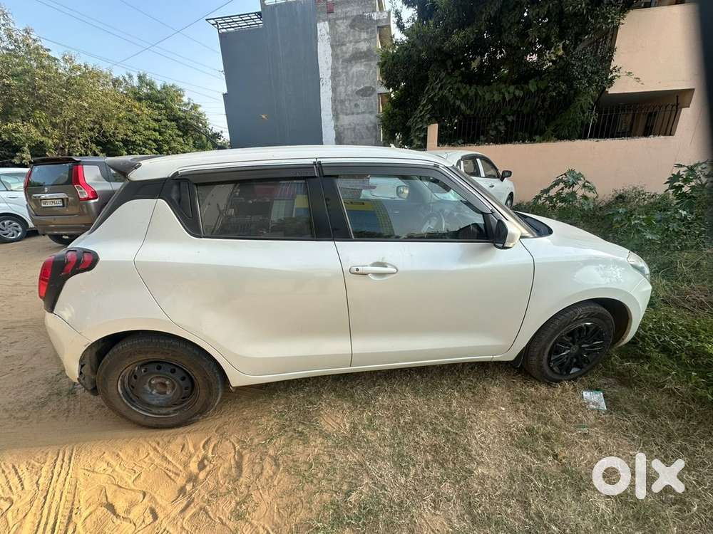 Maruti Swift Petrol 2023