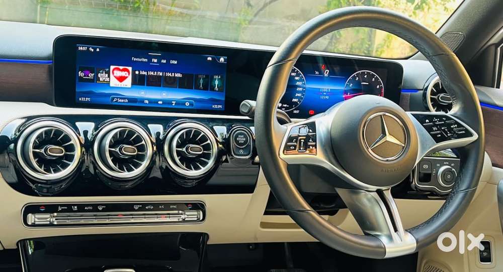 Mercedes-benz A-class Limousine 200, 2024, Petrol