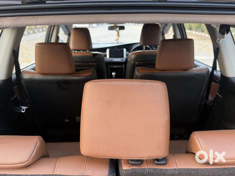 Toyota Innova Crysta