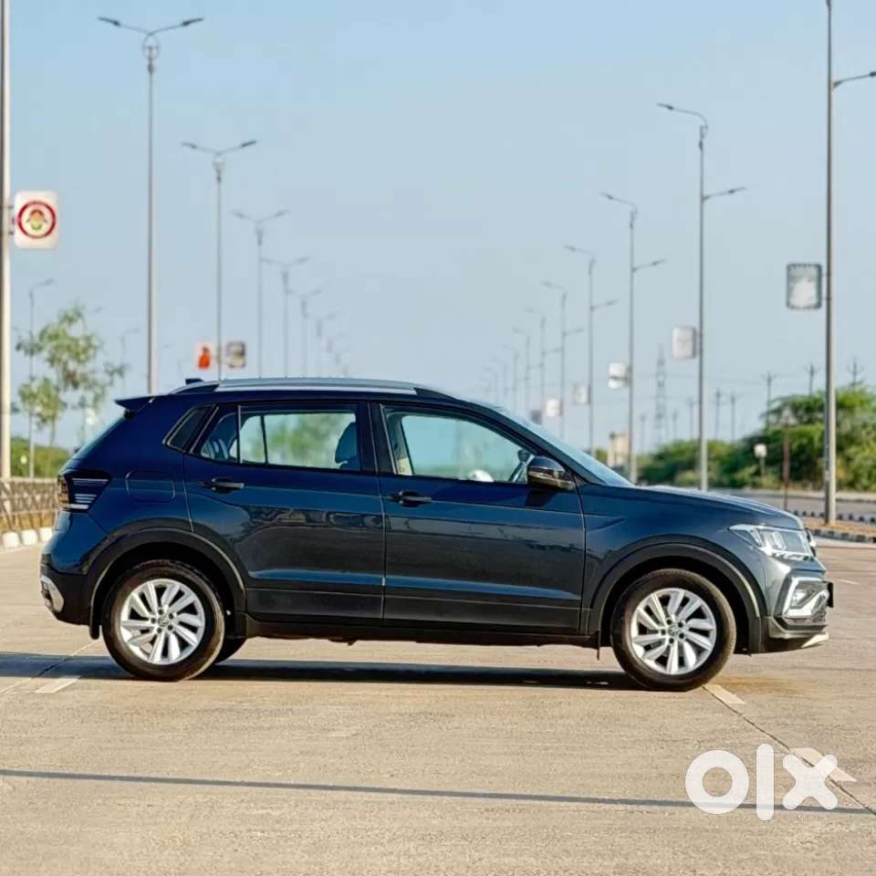 Volkswagen Taigun 1.0 Tsi Highline At, 2022, Petrol