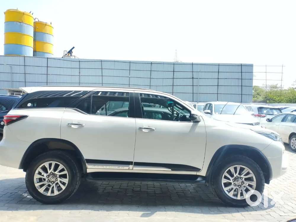 Toyota Fortuner 3.0 Diesel 2023 2023 Model Toyota Fortuner Sigma4 4wd
