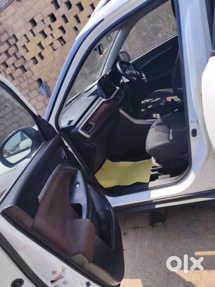 Maruti Suzuki Brezza 2022 Petrol 142000 Km Driven