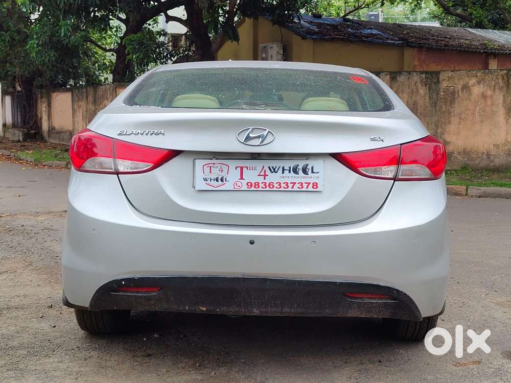 Hyundai Elantra 1.8 Sx Mt, 2013, Petrol