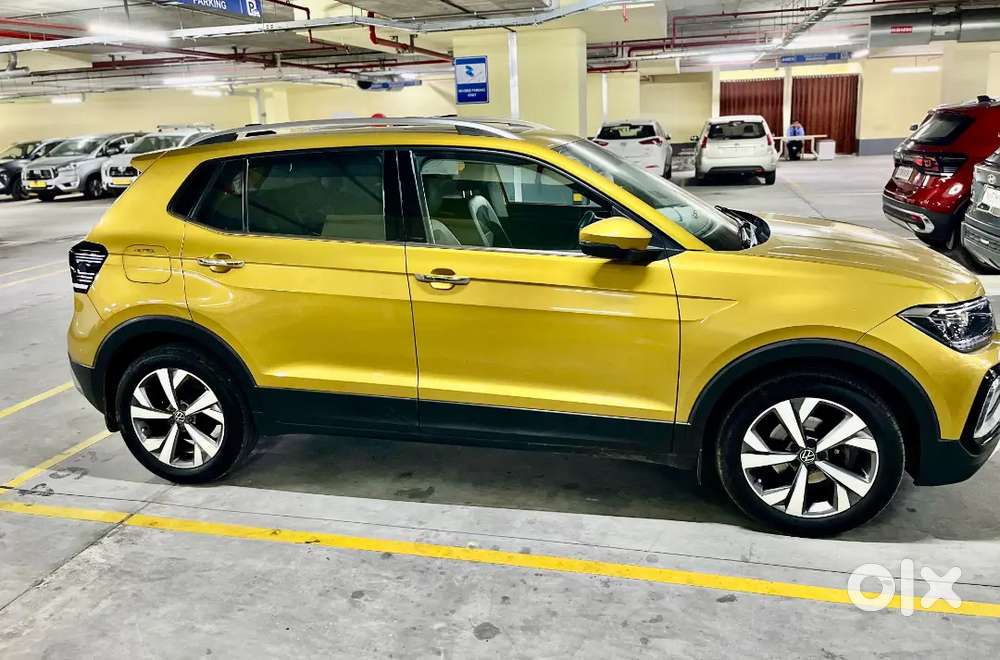 Volkswagen Taigun Topline 2022 Petrol 27200 Km Driven