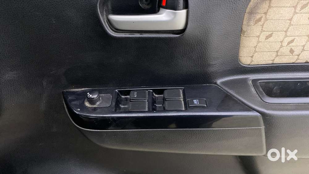 Maruti Suzuki Wagon R 1.0 Vxi, 2017, Petrol