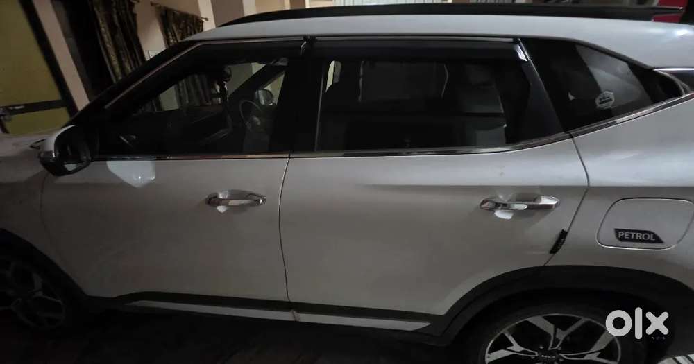 Kia Seltos Petrol Automatic 2024