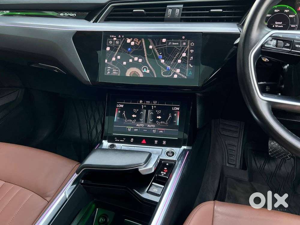 Audi E-tron 55, 2021, Electric