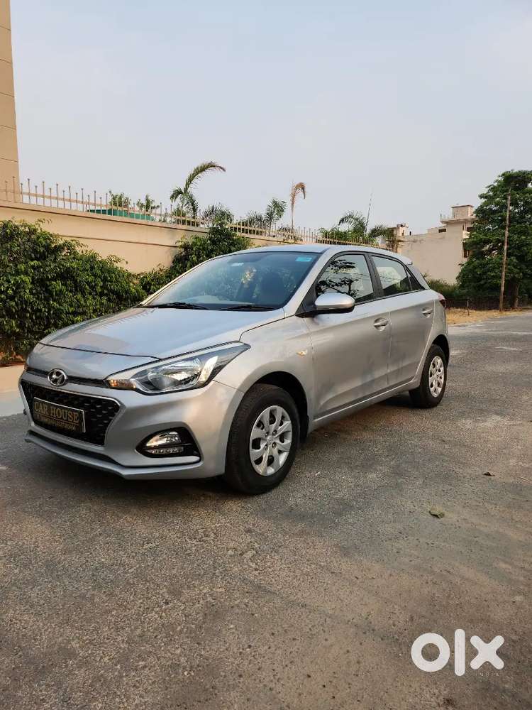2020 I20 Magna Plus Petrol Manual 21,000 Km Driven
