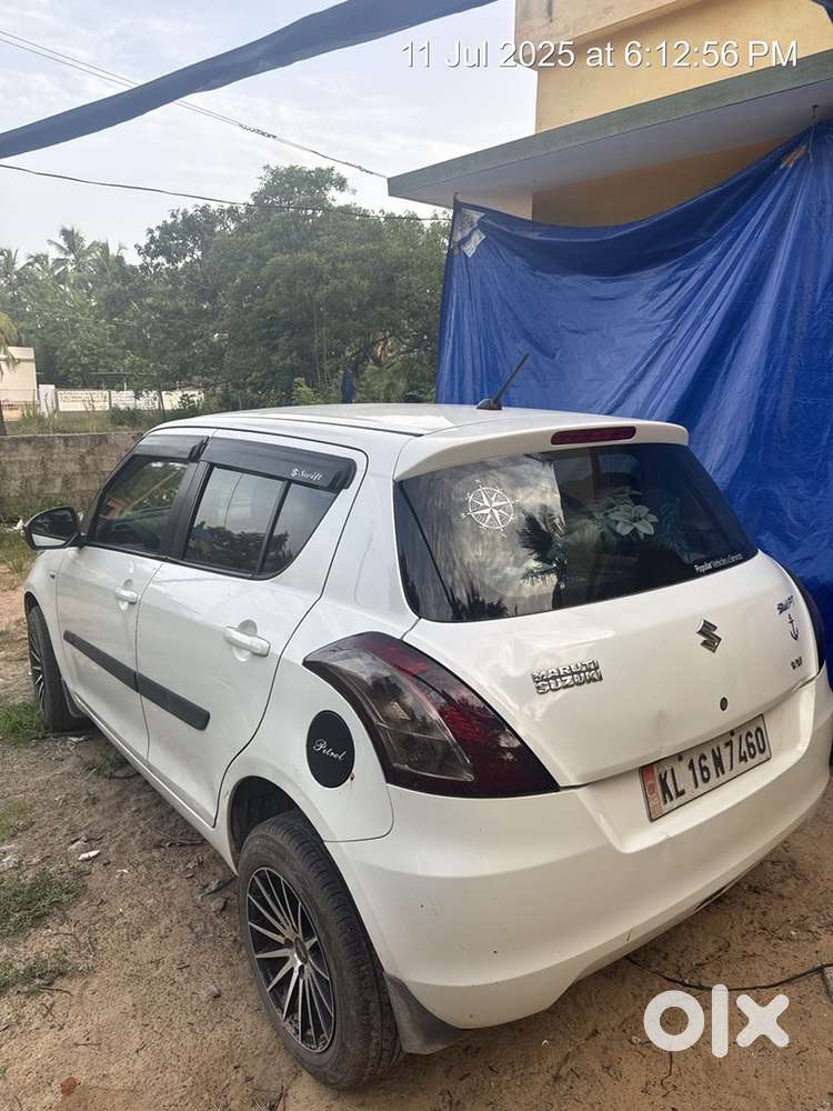Maruti Suzuki Swift 2015 Petrol