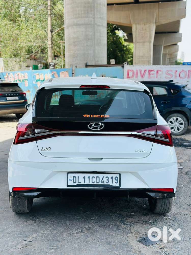 Hyundai New I20 1.2 Sportz Ivt, 2022, Petrol