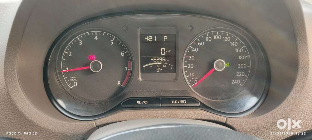 Volkswagen Vento 1.2 Tsi Highline At, 2016, Petrol