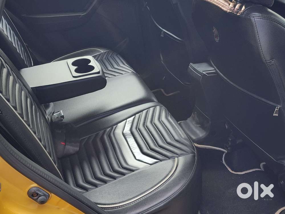 Maruti Suzuki Vitara Brezza Zdi Plus Dual Tone, 2018, Diesel