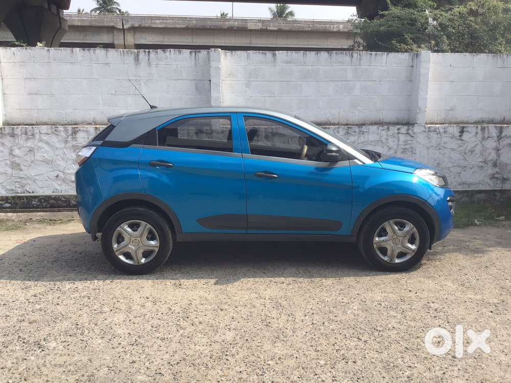 Tata Nexon 1.5 Revotorq Xma Amt (s), 2019, Petrol