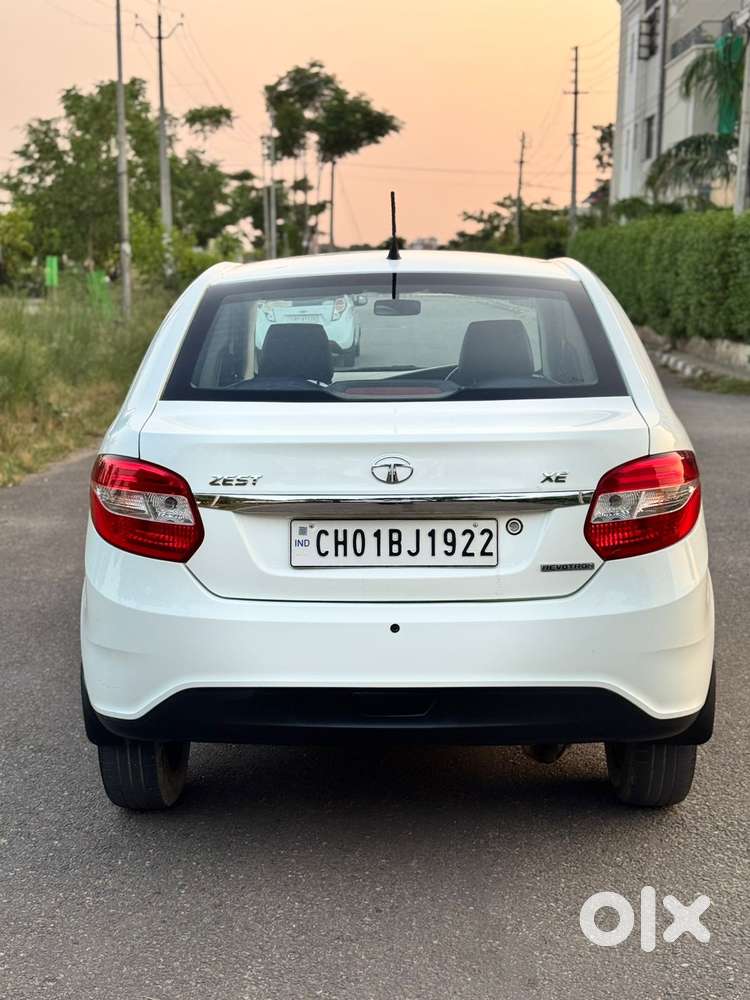 Tata Zest  Revotron 1.2t Xe, 2016, Petrol