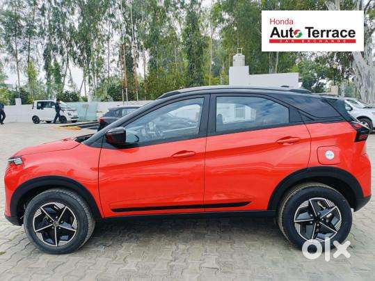 Tata Nexon 1.2 Revotron Xz Plus (l), 2023, Petrol
